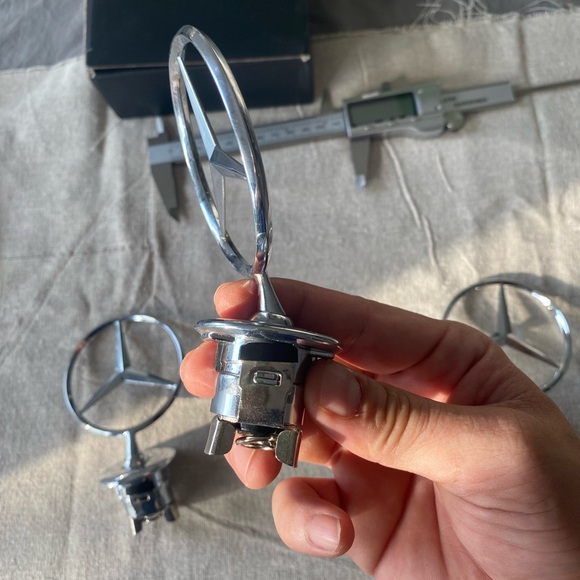 Silver and Blue Hood Star Emblem for Mercedes-Benz - Picture 7 of 10